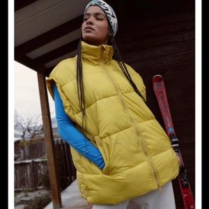 In a Bubble Puffer Vest- Free People small NWT